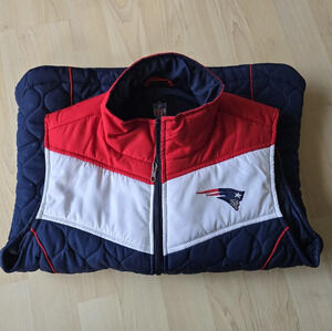 NFL patriots vest size small